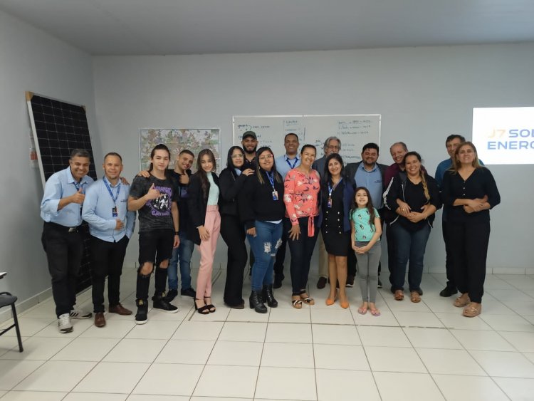 Equipe de Brasília participa de treinamento na sede da empresa J7 SOLAR