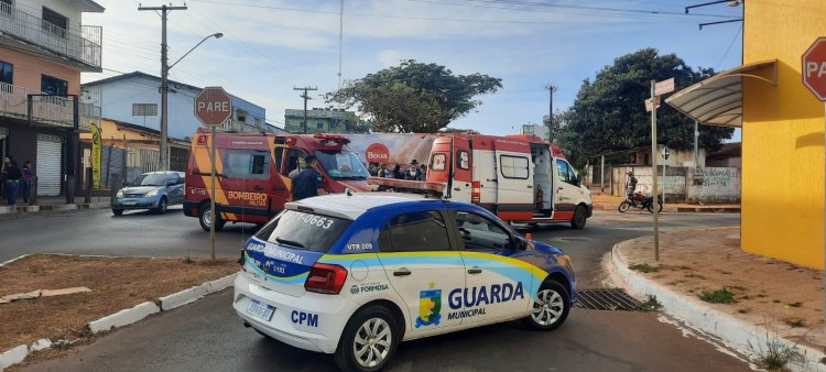 Motociclista morre após se envolver em acidente com um caminhão na Avenida Lagoa Feia