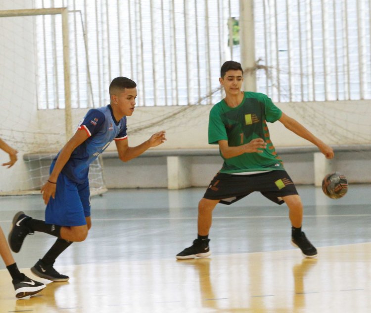 Atletas da categoria juvenil participam da última fase dos Jogos Estudantis de Goiás 2022, em Goiânia