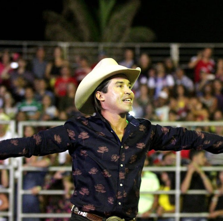 Locutor de rodeio morre afogado em São Domingos de Goiás