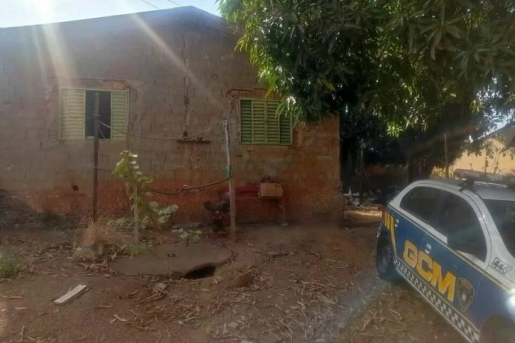 Casa do homem preso por matar e comer cachorro é incendiada em Aparecida de Goiânia