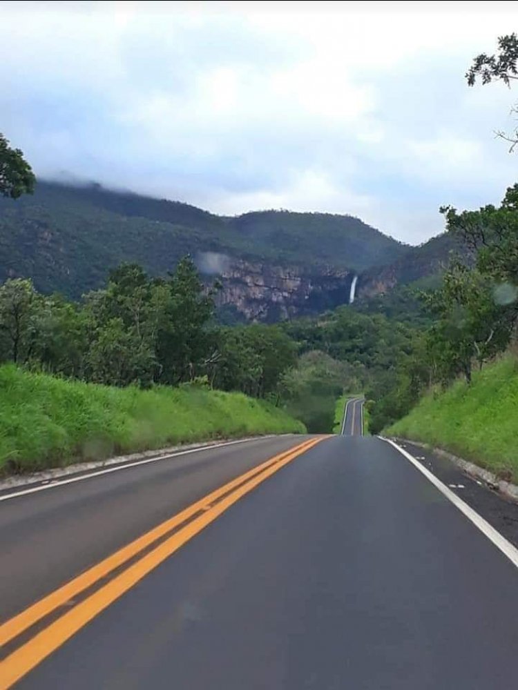 Turista sofre parada cardíaca e morre no Parque Municipal do Itiquira, em Formosa-GO