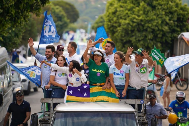 Prefeitos do Vale do São Patrício celebram gestão municipalista de Caiado