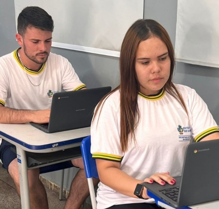 Governo de Goiás já distribuiu mais de 123 mil notebooks a estudantes