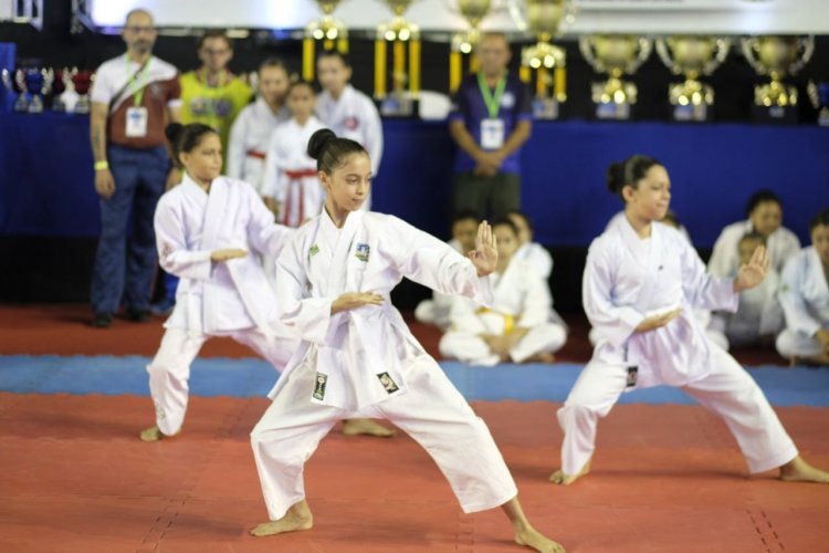 Delegação goiana conquista primeiro lugar geral no Campeonato Brasileiro de Karatê