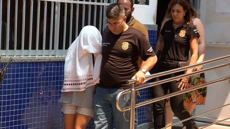 Menina de 11 anos é suspeita de matar a própria mãe por causa de namorado