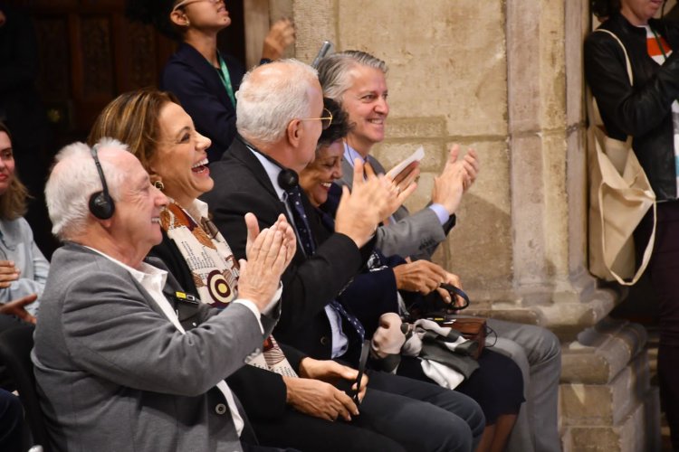 Estudantes do Aprendiz do Futuro realizam visita oficial ao presidente da Catalunha