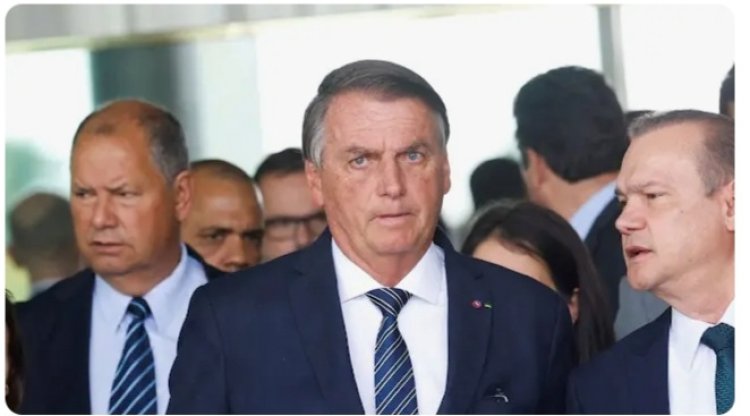 Urgente: Bolsonaro pede ao TSE anulação de votos em parte das urnas