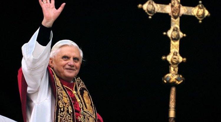 Papa emérito Bento XVI morre aos 95 anos