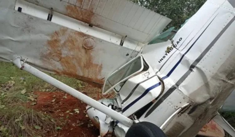 Avião de pequeno porte cai em Tocantins e deixa piloto em estado grave