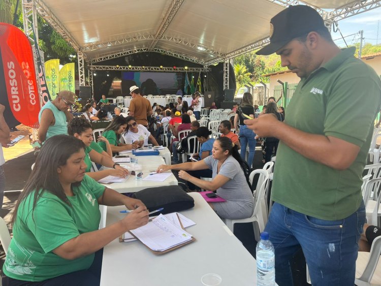 Câmara Mais Perto do Povo realizou diversos serviços à população de Formosa