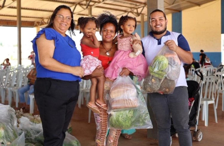 Governo de Goiás entrega alimentos do PAA em Formosa e Planaltina nesta terça