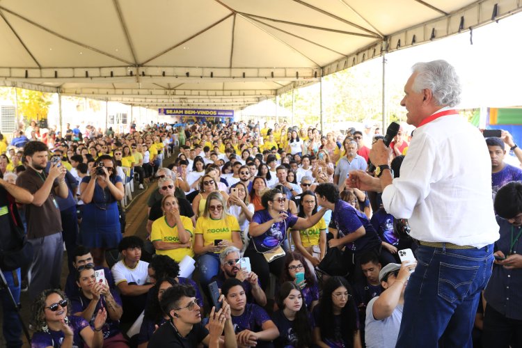 Caldas Novas 112 anos: Caiado realiza entregas e recebe homenagem na cidade