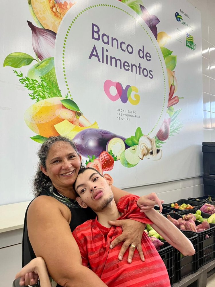 Goiás Social: mães de pessoas com deficiência recebem amparo do Banco de Alimentos da OVG