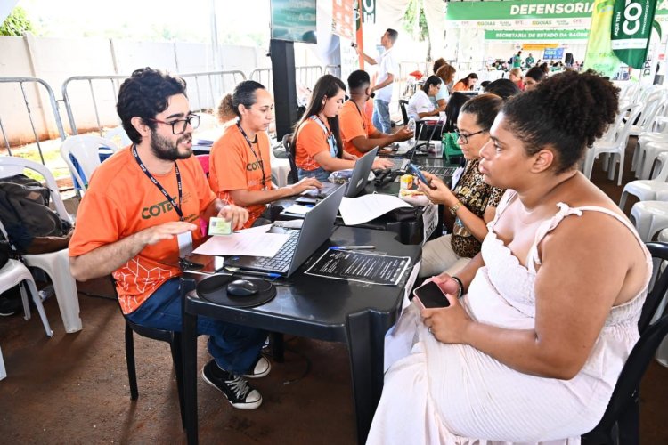 Gracinha Caiado entrega 1,2 mil benefícios do Goiás Social em Mineiros