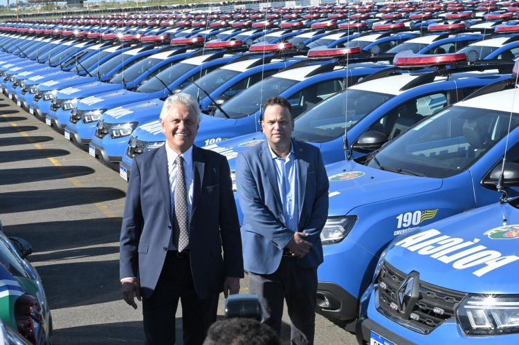 Caiado entrega 3.061 viaturas zero km para as forças de segurança pública