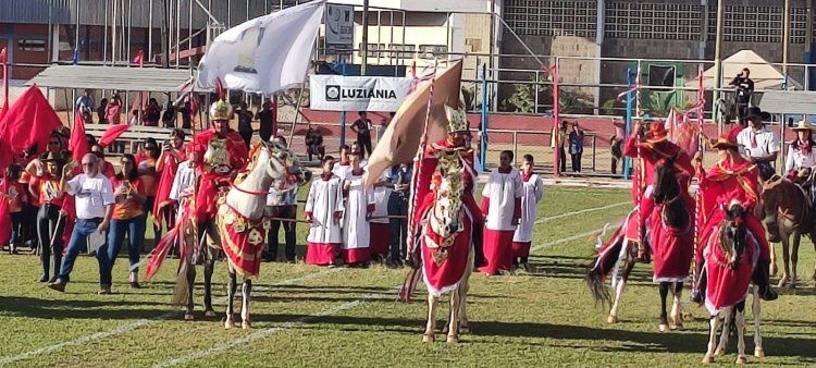 Luziânia abre Circuito de Cavalhadas do Governo de Goiás