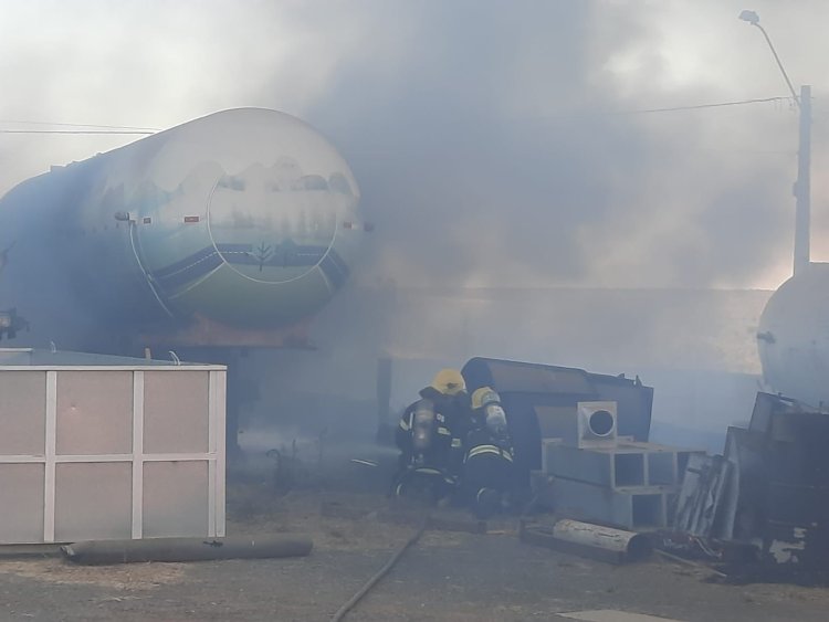 Incêndio no Parque São Francisco em Formosa é controlado após ação rápida dos Bombeiros