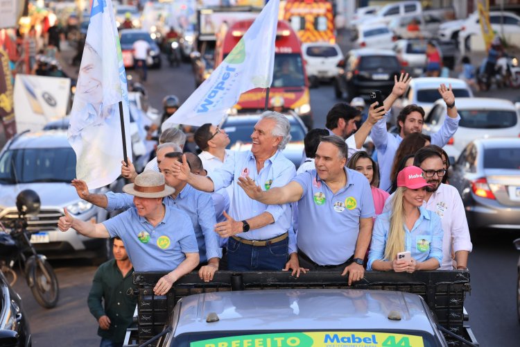 Caiado e Mabel falam de trabalho em parceria durante carreata na região Noroeste