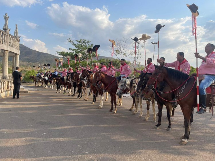 Após 30 anos, Niquelândia retorna ao circuito das Cavalhadas neste sábado (28/9)