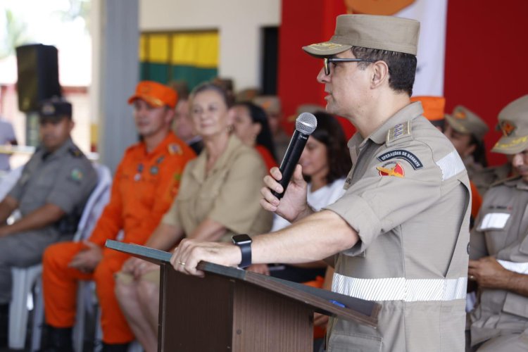 Troca de comando e formatura marcam evento do Corpo de Bombeiros Militar em Luziânia