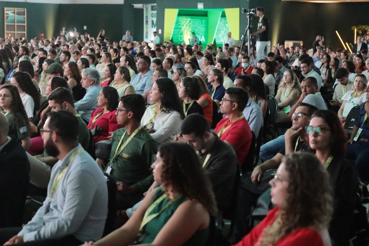 Congresso de Gestão Ambiental em Goiás alinha estratégias entre Estado e prefeituras